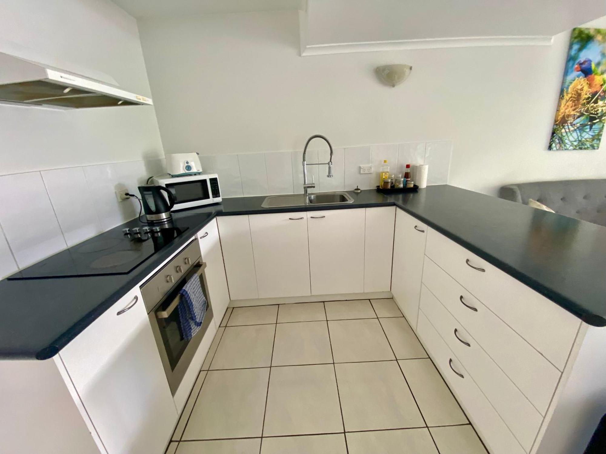 Reef Gateway Aparthotel 4*